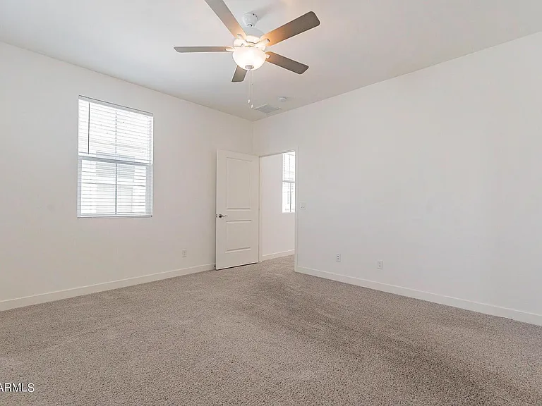 5516 S Dillon Cir — Photo 33