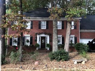 5716 Fairwood Dr NW, Acworth, GA 30101