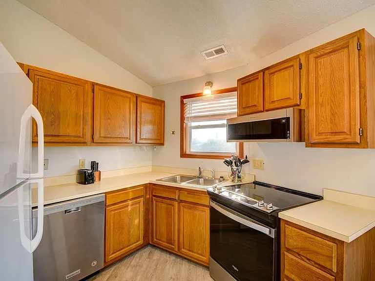 2 Banks Channel Ct — Photo 9