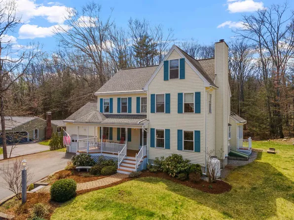 46 Elk Drive, Bedford, NH 03110