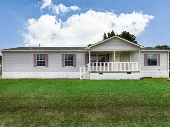 27240 Oak Crest Dr, Athens, AL 35613