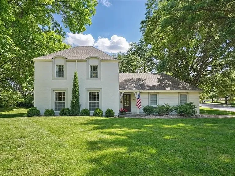 6817 N Bellefontaine Ave — Photo 32