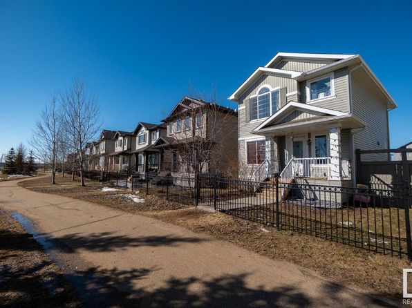 20 Spruce Blvd, Leduc, AB T9E 0W4