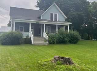 1076 Wicker St, Ticonderoga, NY 12883