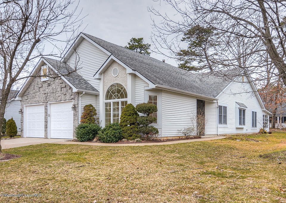 1st image of 1755 Sweetbay Dr