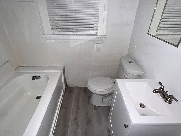 5th image of 3579 E 75th St #1