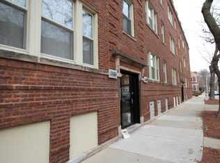 1901 W Newport Ave #2, Chicago, IL 60657