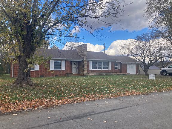 2nd image of 104 E Lehman St