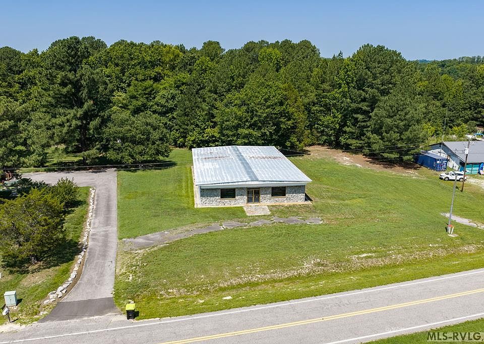 1st image of 4829 Satterwhite Point Rd