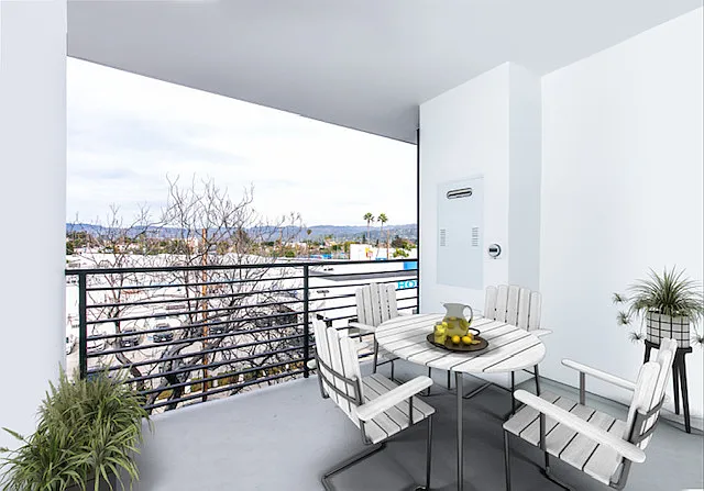 11500 Emelita St #302 — Photo 10