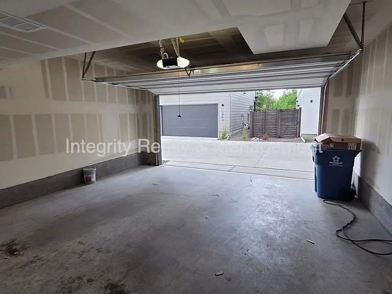 11014 E Hinsdale Cir — Photo 32