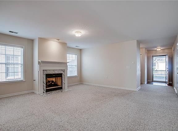 5th image of 98 Alton Park Ln
