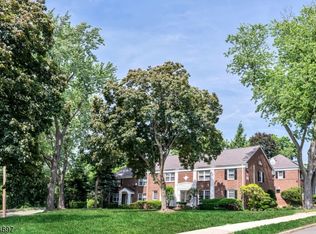 153 Elmwood Ter, Elmwood Park, NJ