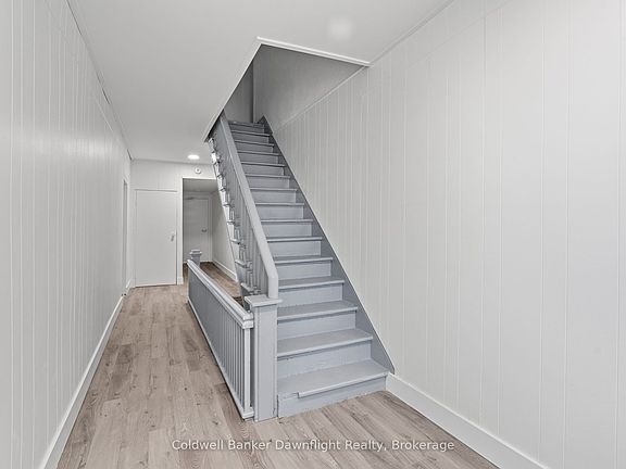 4th image of 441 Main St S #302