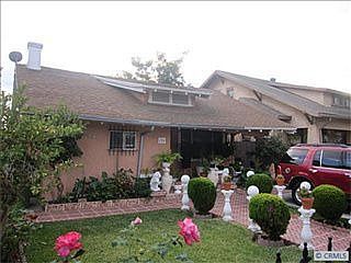 1st image of 824 W 53rd St