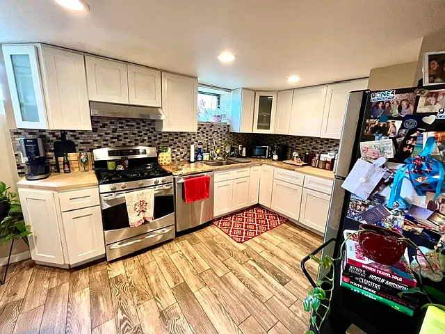 Meadow Ln — Photo 12