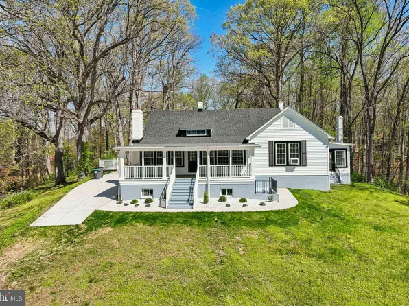 152 Derrick Ln, Stafford, VA 22554