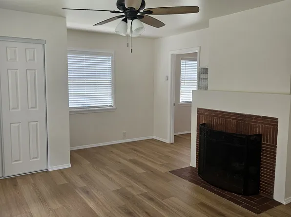 2034 Chestnut Ave, Long Beach, CA 90806