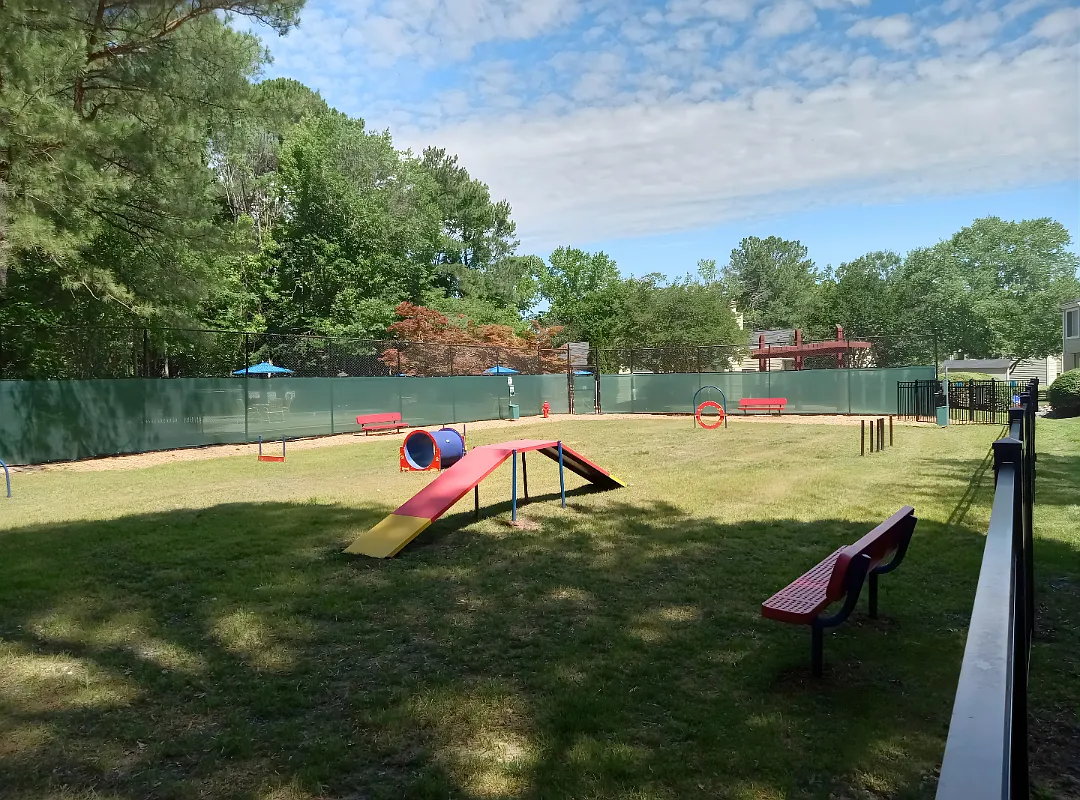 Stonewood Apartments — Photo 3