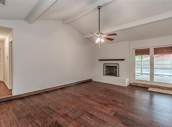 3rd image of 5412 Pineridge Dr