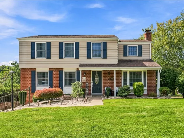 137 Windsor Dr, Irwin, PA 15642