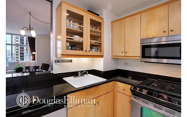 Sold by Douglas Elliman | media 4