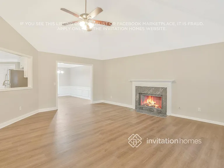 307 Clubhouse Ct NW — Photo 7