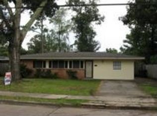 1420 Meadow Dr, Lake Charles, LA 70607