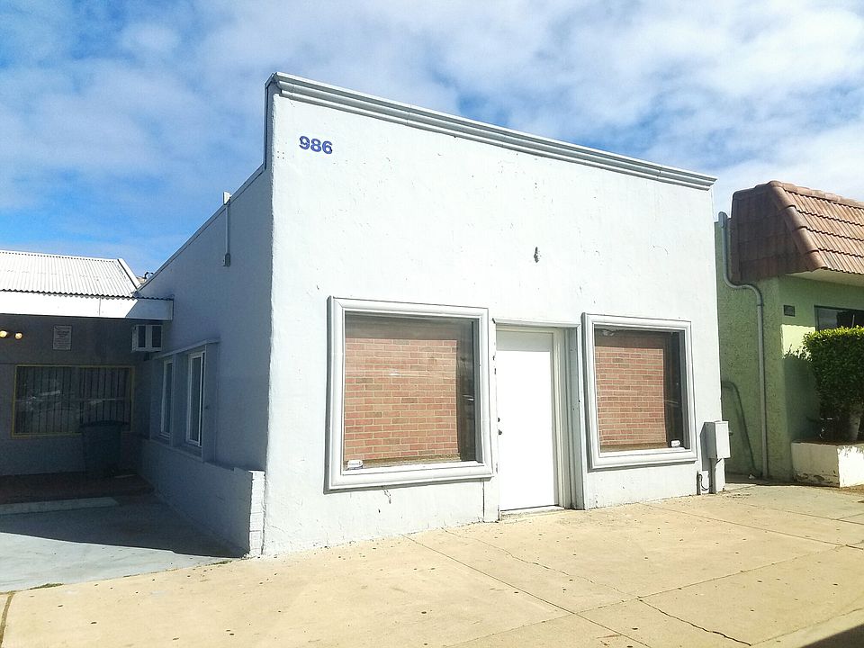 1st image of 986 Palm Ave