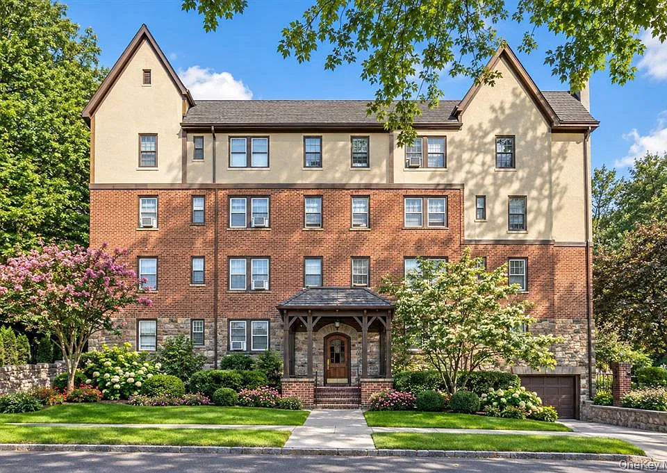 0 Oakridge Pl #5D