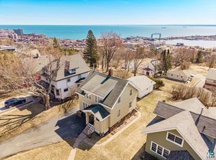 714 W Skyline Pkwy, Duluth, MN 55806