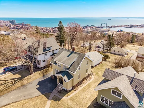 714 W Skyline Pkwy, Duluth, MN 55806