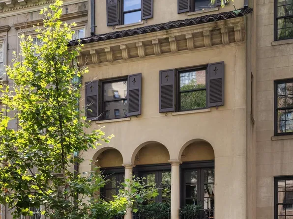 126 East 74th Street image 1 of 22