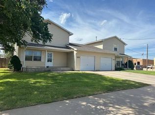 106-108 W Lincoln Ave, Lakin, KS 67860