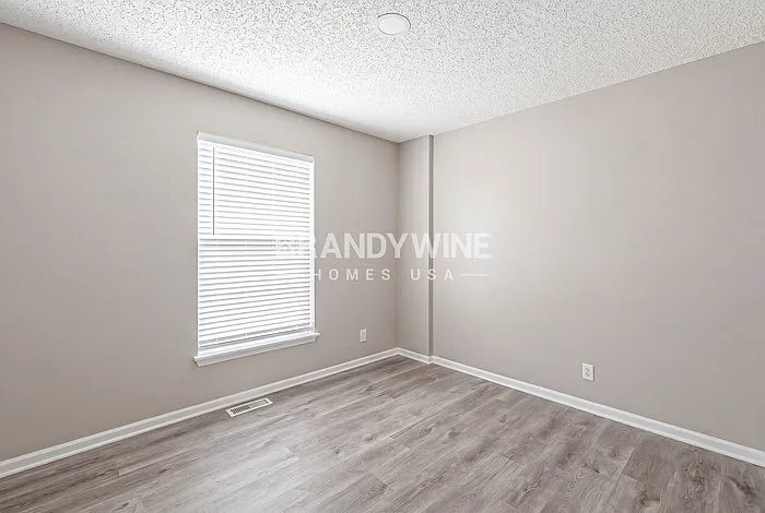 19505 Paradise Cir — Photo 10