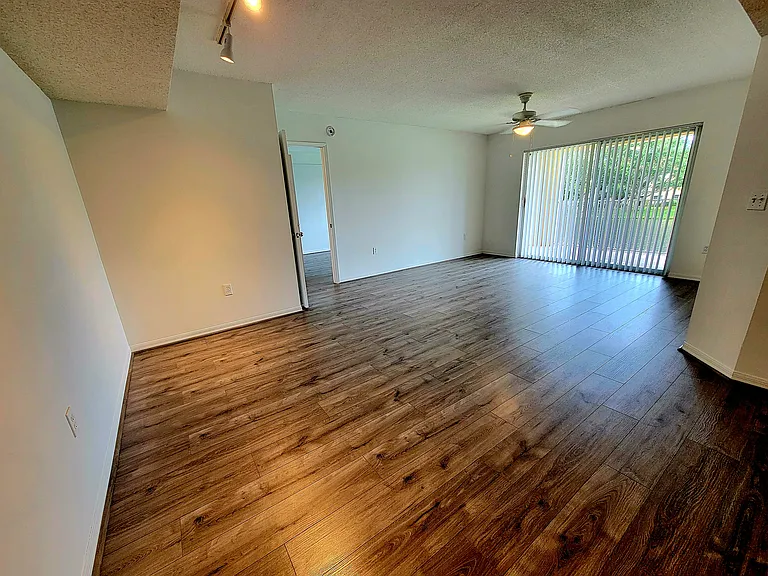 1640 N 42nd Cir #204 — Photo 16