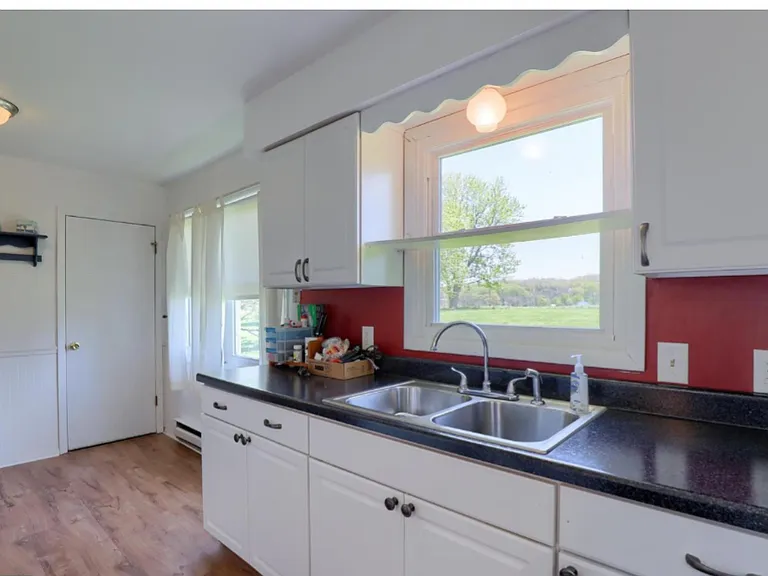 4644 View Dr — Photo 4