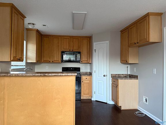 5th image of 15835 Mary Shell Dr