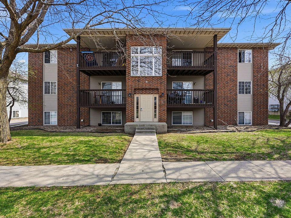 1st image of 86 Westside Dr #86