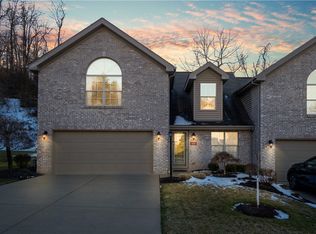 6020 Claire Valley Ct, Clairton, PA 15025