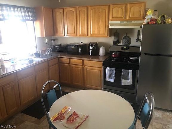 4th image of 13104 Wainfleet Ave