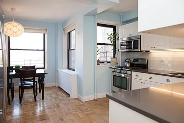 Sold by Ellen Jittrarachit, LREB