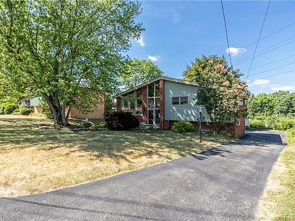 2nd image of 1316 Woodland Dr