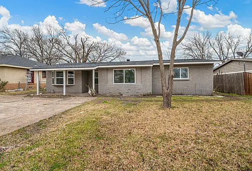 2202 Major Dr Photo 1