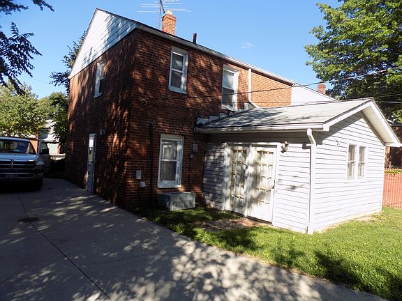 2nd image of 20950 Priday Ave