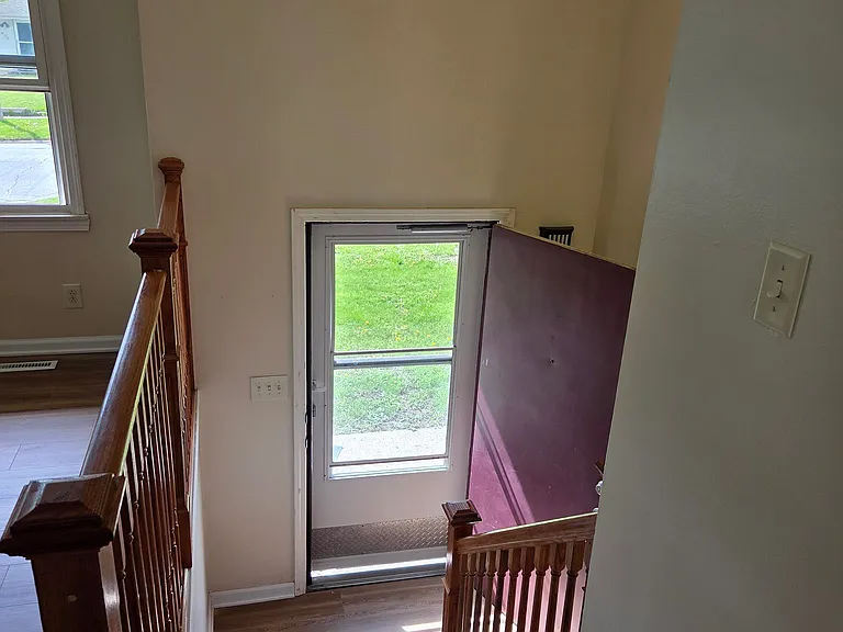 2413 E 42nd St — Photo 3
