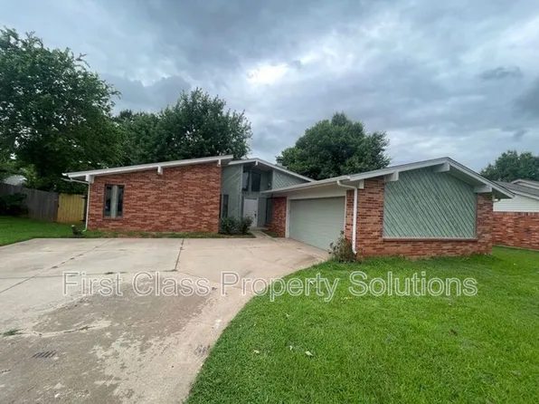 623 N Canadian Ter, Mustang, OK 73064