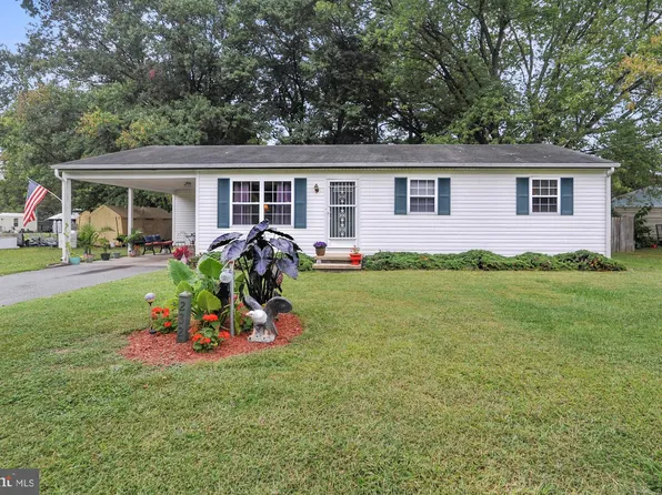 232 E Cherry Dr, Magnolia, DE 19962