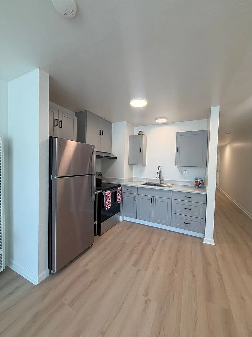 522 25TH AVE — Photo 3