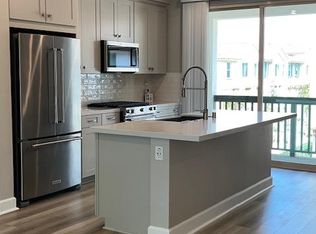 7256 Highwater Dr, Huntington Beach, CA 92648